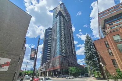 32 Davenport Road 415, Toronto C02, ON M5R 0B5