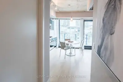 224 King Street W 1302, Toronto C01, On M5h 1k4