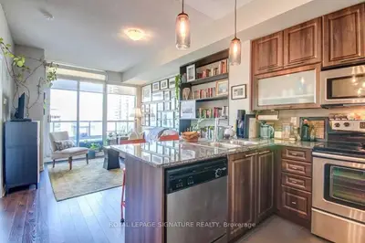 500 Sherbourne Street 1201, Toronto C08, ON M4X 1L1