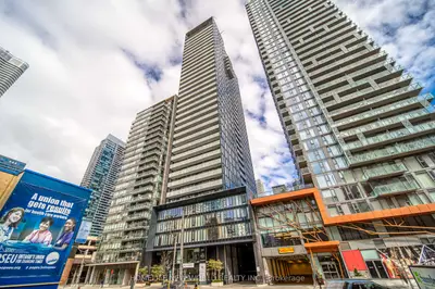 28 Wellesley Street E 3509, Toronto C08, On M4y 0c4