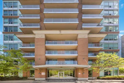 50 Lynn Williams Street 913, Toronto C01, ON M6K 3R9