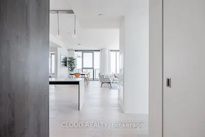 16 Bonnycastle Street 4304, Toronto C08, On M5a 4m6