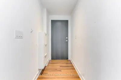 6 Parkwood Avenue 302, Toronto C03, ON M4V 2W8