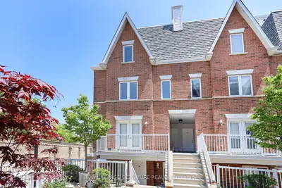 12 Sudbury Street 3208, Toronto C01, ON M6J 3W7