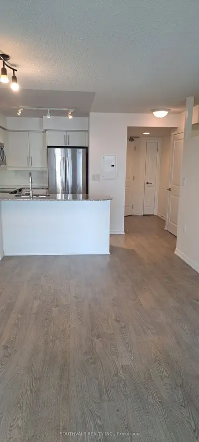 125 Western Battery Road 705, Toronto C01, ON M6K 3R8