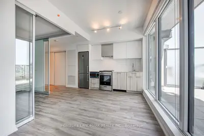 251 Jarvis Street E 921, Toronto C08, ON M5B 0C3