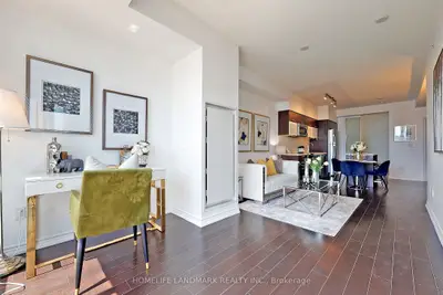 386 Yonge Street 5308, Toronto C01, ON M5B 0A5