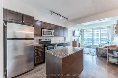 209 Fort York Boulevard 1267, Toronto C01, ON M5V 4A1