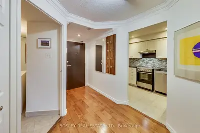 60 Homewood Avenue 515, Toronto C08, ON M4Y 2X4