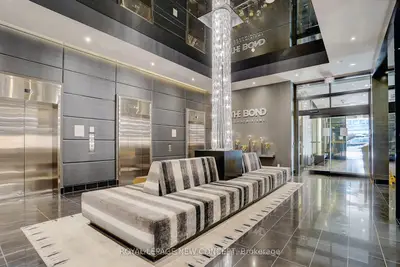 290 ADELAIDE Street 1308, Toronto C01, ON M5V 1P6