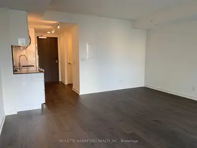25 Richmond Street 302, Toronto C08, ON M5C 0A6