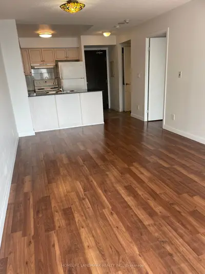 210 Victoria Street 3305, Toronto C08, ON M5B 2R3