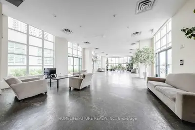 155 Dalhousie Street Ph38, Toronto C08, On M5b 2p7
