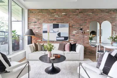 138 Saint Helens Avenue 402, Toronto C01, ON M6H 0B8