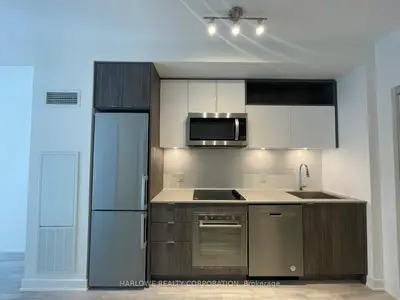 60 Princess Street 339 SE, Toronto C08, ON M5A 1E7