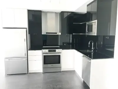 72 Esther Shiner Boulevard 215, Toronto C15, ON M2K 2X9