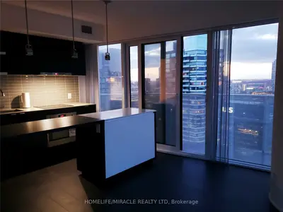 88 Harbour Street 5204, Toronto C01, ON M5J 1B7