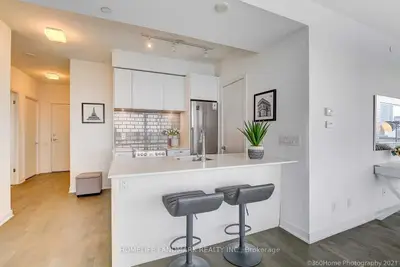 57 St. Joseph Street 1905, Toronto C01, ON M5S 0C5