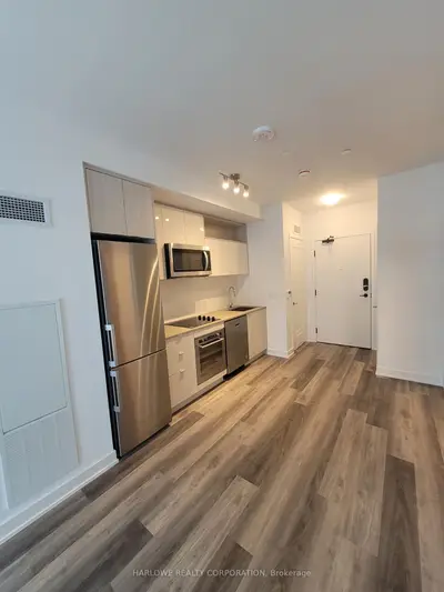121 Lower Sherbourne Street 459 SW, Toronto C08, ON M5A 4J4
