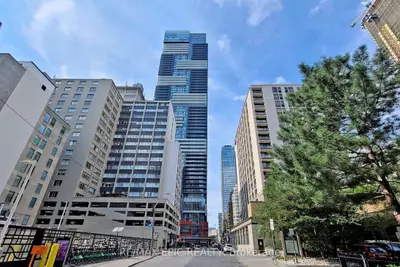 7 Grenville Street 4306, Toronto C01, On M4y 0e9