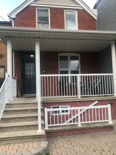 571 Crawford Street Main, Toronto C01, ON M6G 3K1