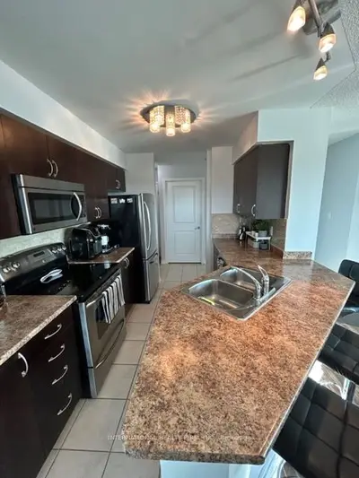 920 Sheppard Avenue W 410, Toronto C06, ON M3H 0A2