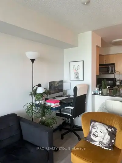 35 Bales Avenue 2309, Toronto C14, ON M2N 7L7