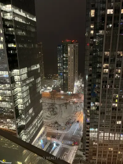 14 York Street 3004, Toronto C01, On M5j 0b1