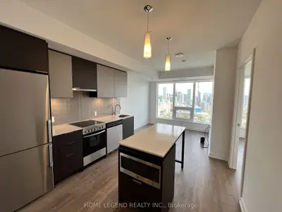 203 College Street 2801, Toronto C01, ON M5T 0C8