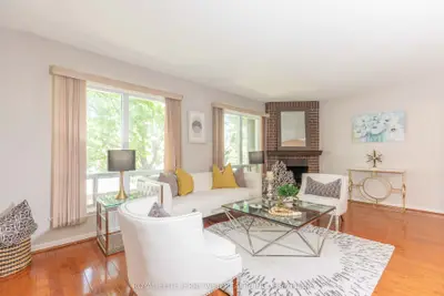 88 Flaming Rose Way, Toronto C14, ON M2N 5W8