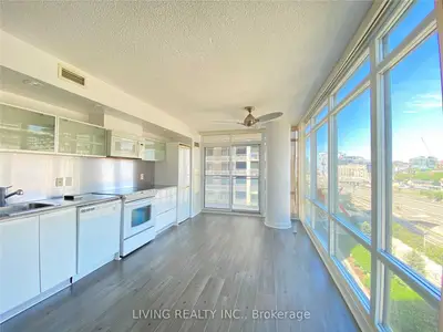 4k Spadina Avenue 702, Toronto C01, On M5v 3y9