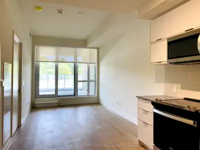 10 DEERLICK Court S 217, Toronto C13, ON M3A 0A7