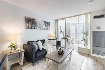 44 St Joseph Street 2516, Toronto C01, ON M4Y 2W4