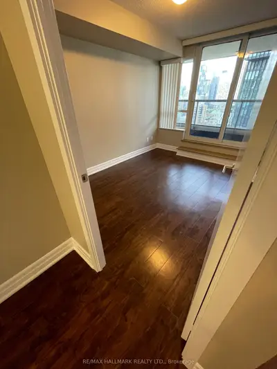 167 Church Street 2209, Toronto C08, ON M5B 1Y6