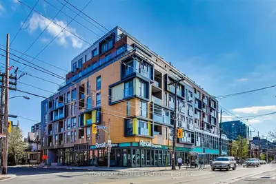 Condo Apartment in Toronto