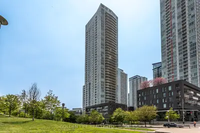 75 Queens Wharf Road 4206, Toronto C01, ON M5V 0J8