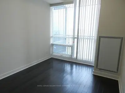 295 Adelaide Street W 4405, Toronto C01, ON M5V 0L4