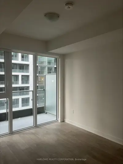 60 Princess Street 830 SE, Toronto C08, ON M5A 2C7