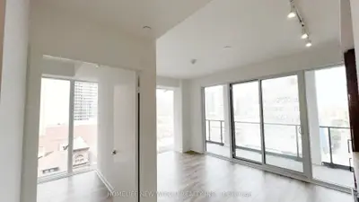 20 Edward Street 917, Toronto C01, ON M5G 0C5