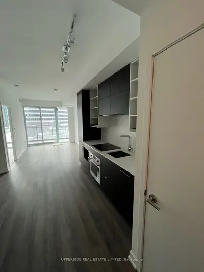 20 EDWARD Street 1805, Toronto C01, ON M5G 0C5