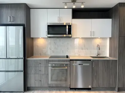 60 Princess Street 1219 SE, Toronto C08, ON M5A 2C7