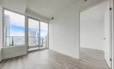 77 Shuter Street PH16, Toronto C08, ON M5B 0B8