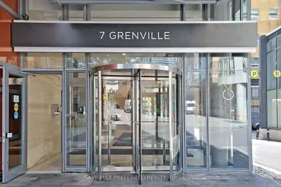 7 Grenville Street E 4306, Toronto C01, ON M4Y 0E9