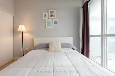 15 ICEBOAT Terrace 3311, Toronto C01, ON M5V 4A5