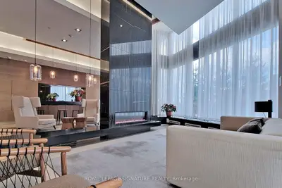 160 Vanderhoof Avenue 203, Toronto C11, ON M4G 0B7