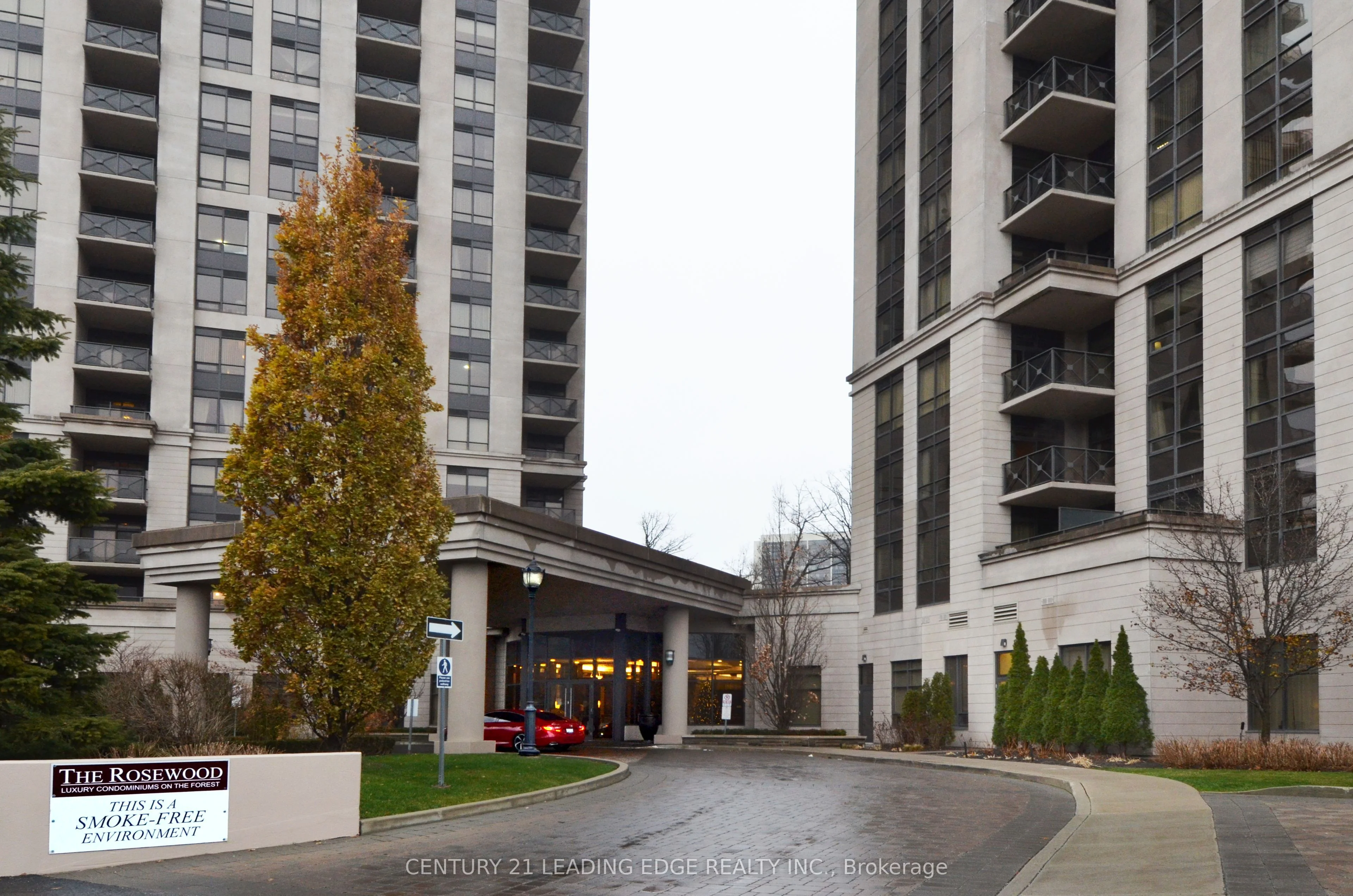 133 Wynford Drive Ph302, Toronto C13, ON M3C 0J5