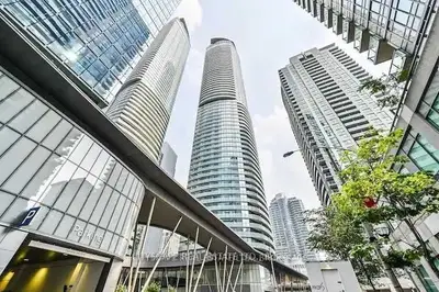 12 York Street 5602, Toronto C01, ON M5J 0A9