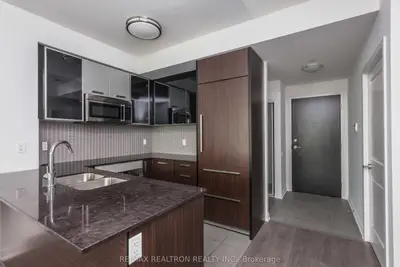 5162 Yonge Street 2602, Toronto C07, ON M2N 0E9