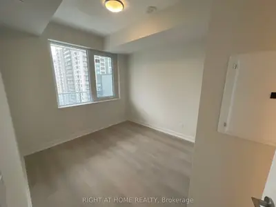15 Ellerslie Avenue 1001, Toronto C07, ON M2N 0E7