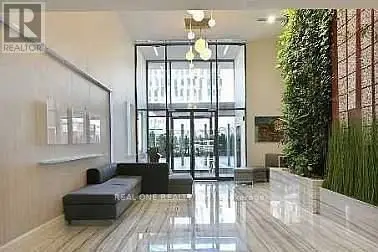 111 Elizabeth Street 738, Toronto C01, ON M5G 1P7
